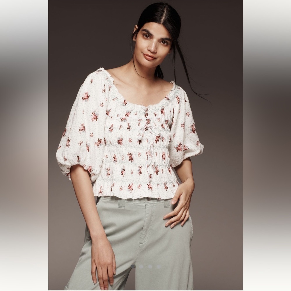 NWT new medium Anthropologie puff sleeve floral print smocked top white pink